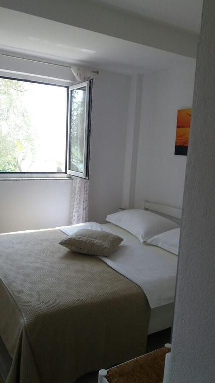 Apartman Mare Maslenica Eksteriør bilde